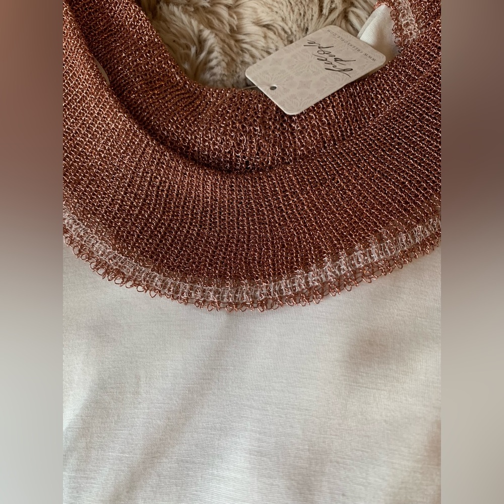 Free People Tee - Picture 10 of 10